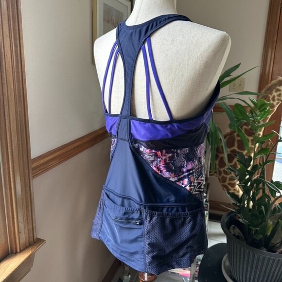 Athleta Sport Tank, Blue and Multi, Built in Support, XL, Excellent Condition - Picture 8 of 11